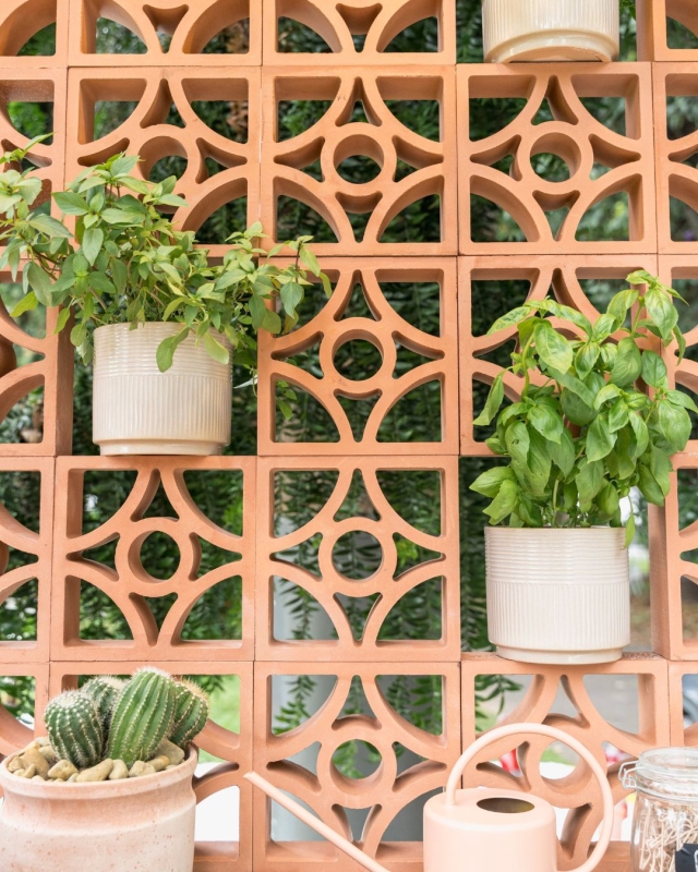 MIFGS balcony garden
