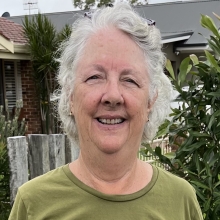 Lesley Harvey headshot